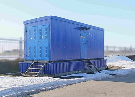 In a block-modular building of the "sandwich" type (CTSOI)